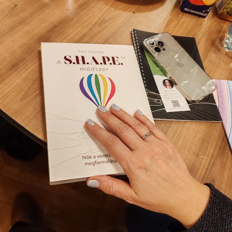 Pach Gabriella A S.H.A.P.E. módszer című könyvével