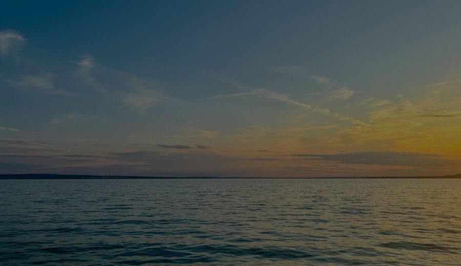 Bookship írói elvonulás a Balatonon